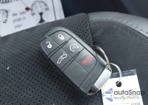 2021 Dodge Challenger R/T Scat Pack z USA, uszkodzony, nr VIN 2C3CDZFJ0MH638261